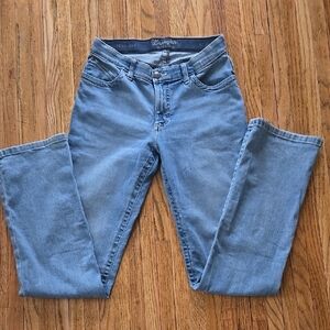 Wrangler Blue Mid-Rise Boot Cut Jeans
